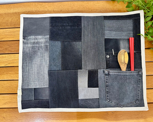 デニムパッチワーク☆ランチョンマット☆テーブルセンター☆テーブル