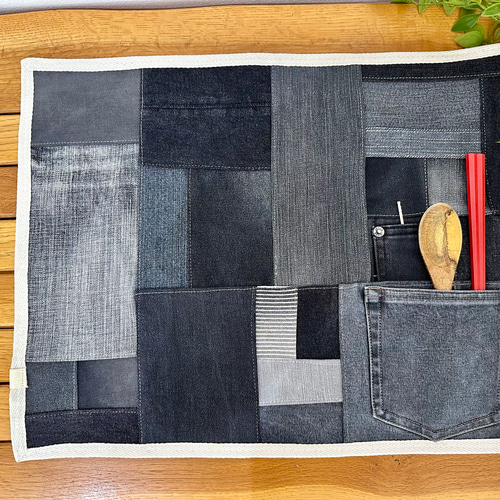 デニムパッチワーク☆ランチョンマット☆テーブルセンター☆テーブル