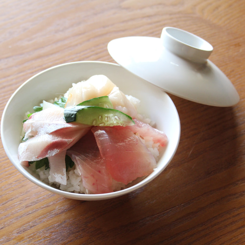 美濃焼 白黒 蓋付陶製ボウル茶碗｜M苦楽園｜おしゃれな食器通販