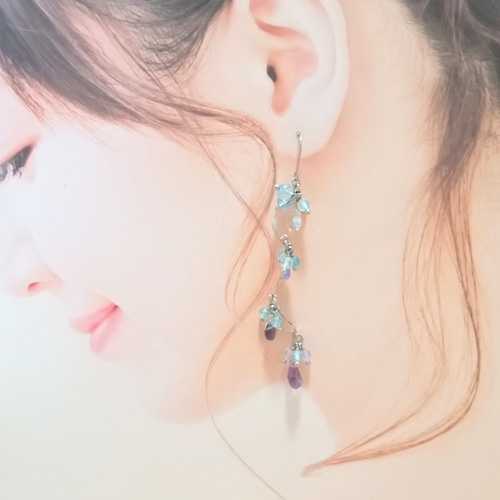 ツイストロングピアス 天然石ピアス イヤリング ブルートパーズ 