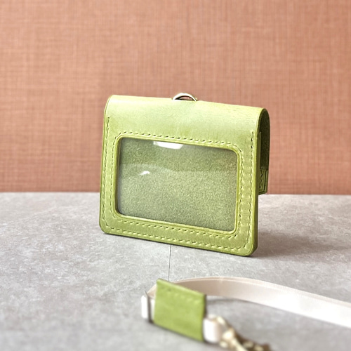 鍵が仕舞える☆IDパスケース【イタリアンレザー・ライトグリーン】名