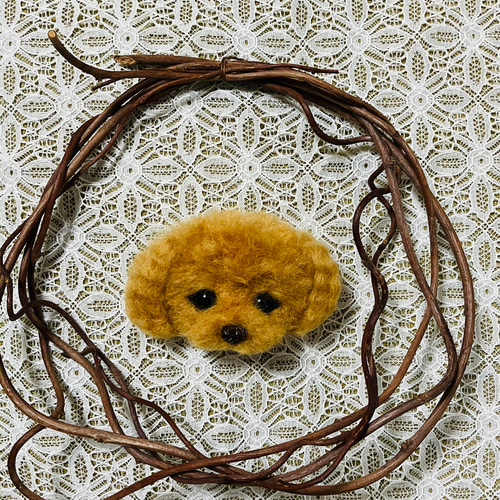 羊毛フェルト トイプードルちゃんのブローチ♪