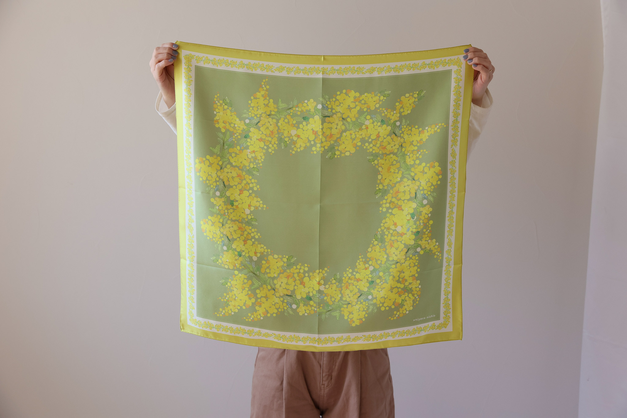 水彩画のシルクスカーフ<mimoza>