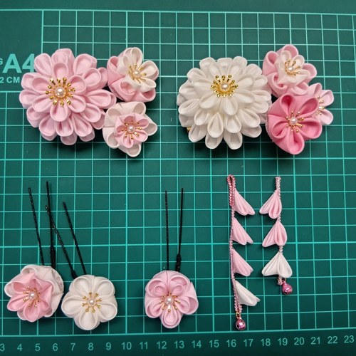大人かわいい 髪飾り ピンク 白 つまみ細工 ヘアアクセサリー クリップ