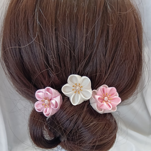 大人かわいい 髪飾り ピンク 白 つまみ細工 ヘアアクセサリー クリップ