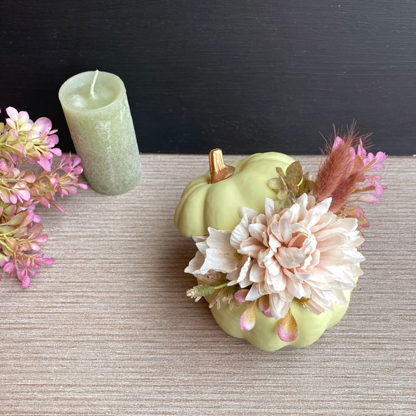 【ハーベストハロウィン】グリーンパンプキンのシャンペトルアレンジメント　受注制作 1枚目の画像