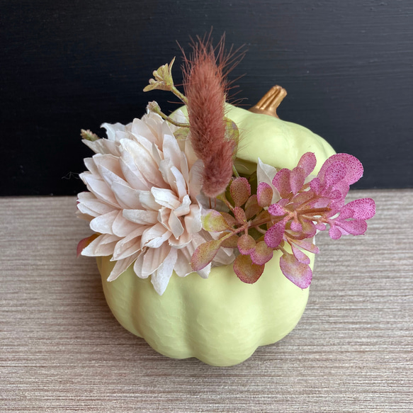 【ハーベストハロウィン】グリーンパンプキンのシャンペトルアレンジメント　受注制作 4枚目の画像