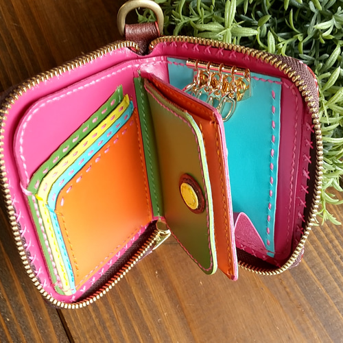 鍵が入るお財布(カラフル) 二つ折り財布 ますみ 通販 18274403｜Creema