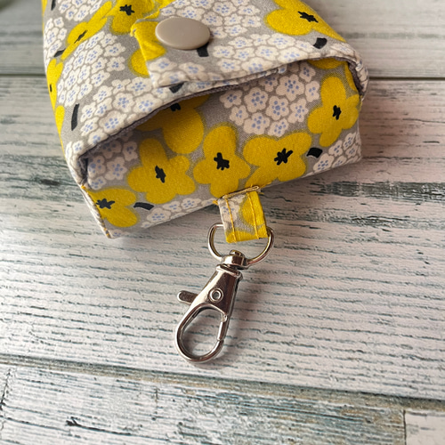 立体ポケットティッシュケース 黄色花柄 カン付き ポータブル