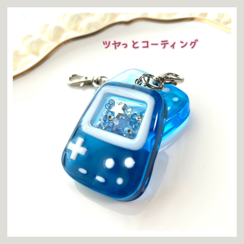 スケルトンのゲーム機シャカシャカキーホルダー その他雑貨 sno.lon