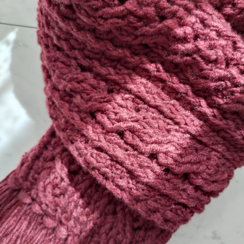 レッド モノグラム マフラー フリンジ付き レッド モノグラム マフラー フリンジ付き レッド モノグラム