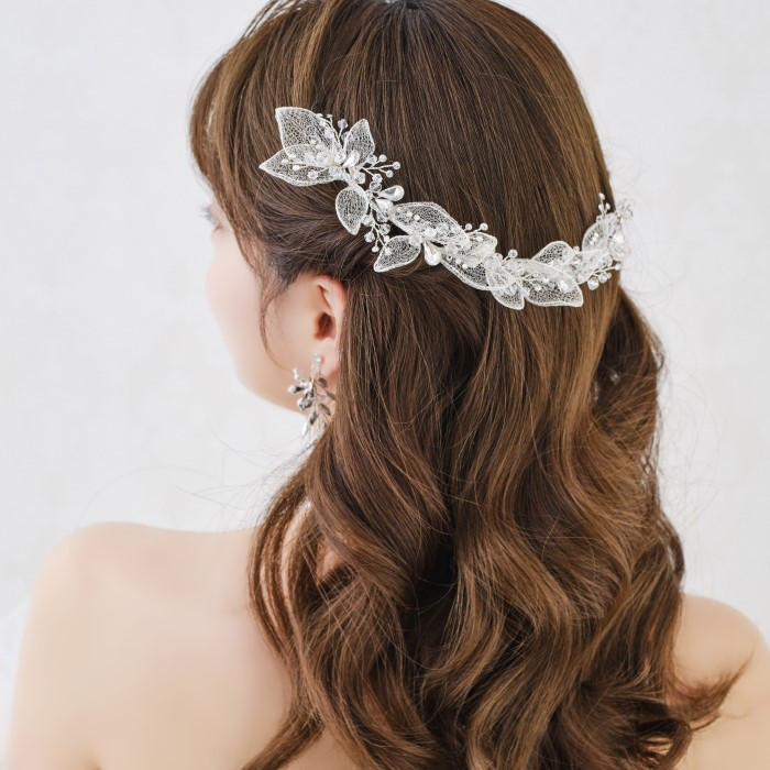 MA259 ヘッドドレス　ヘッドアクセサリー　小枝　Uピン　髪飾り 結婚式　前撮り 卒業式