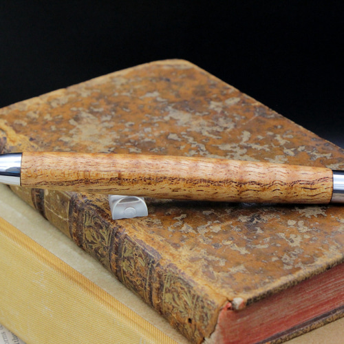 欅 ケヤキ 縮杢・Pencil 0.5mm」木軸シャープペンシル Viriditas銘木