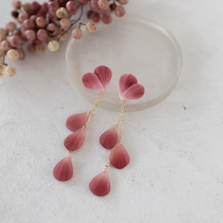 花びらハート ピアス/イヤリング / ボルドー 4枚目の画像