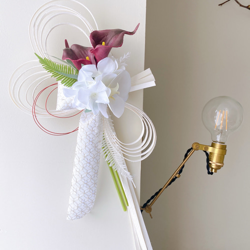 お正月飾り 2025 ラタンしめ縄 胡蝶蘭とカラー 和モダンお正月飾り