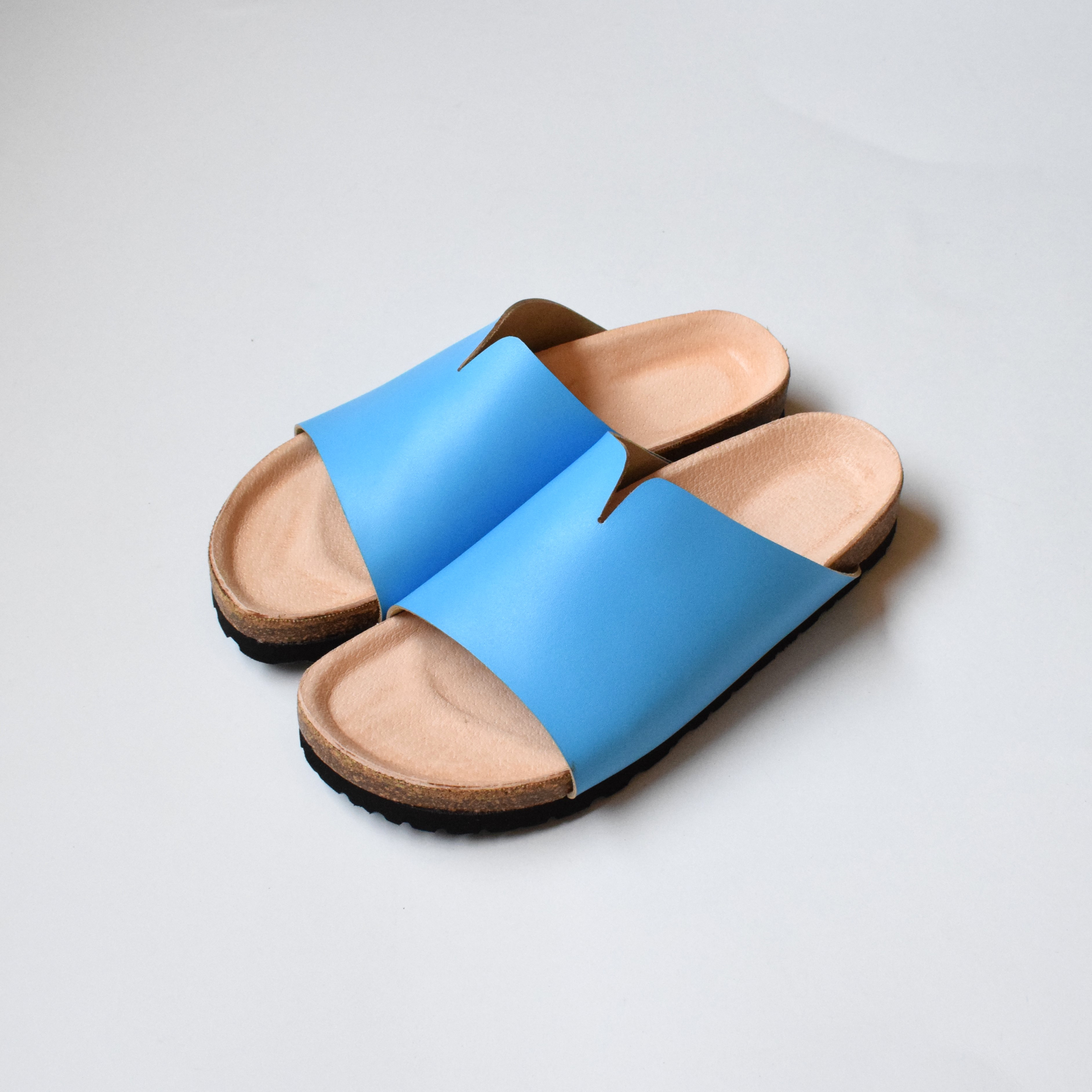 レザーサンダル　【BREEZE】