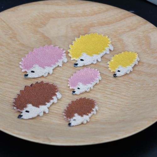 お名前ワッペン カラフルハリネズミで毎日がもっと楽しく♪家族お揃い