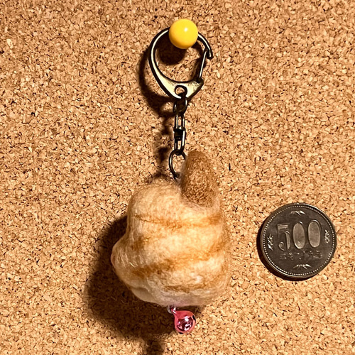 茶トラ猫の顔のキーホルダー(羊毛フェルト) 羊毛フェルト 工房TAKA