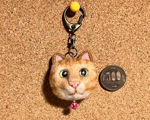 茶トラ猫の顔のキーホルダー(羊毛フェルト) 羊毛フェルト 工房TAKA
