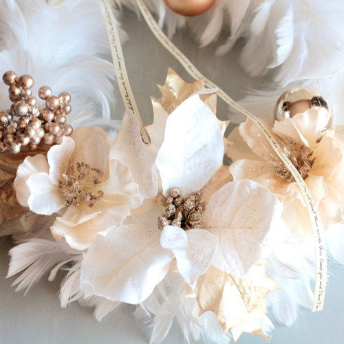 クリスマスリース】天使みたいなホワイトフェザーリースゴールド