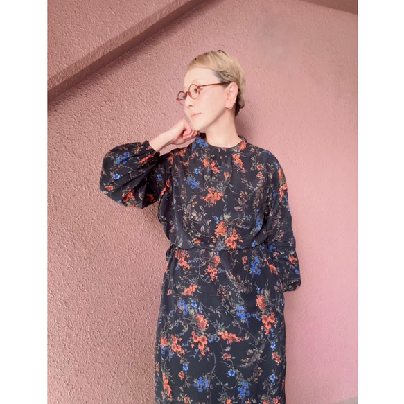 選擇您的尺寸❤️ 超輕盈❤️ 修身顯瘦❤️ 時尚優雅連身裙❤️ 飄逸面料❤️ 復古花朵 第13張的照片