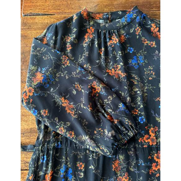 選擇您的尺寸❤️ 超輕盈❤️ 修身顯瘦❤️ 時尚優雅連身裙❤️ 飄逸面料❤️ 復古花朵 第14張的照片