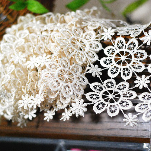 カフェカーテン☆インテリア雑貨☆クロッシェレース☆用途がひろい