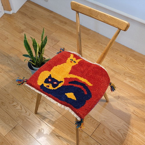 ペルシャ ギャッベ ミニマット 43x37㎝ 猫 茜色 カーペット・絨毯