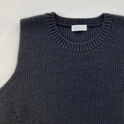 新色【ブラック】エアリースパン(メリノウール100％）ふわっと！片畦ニットベスト　 8枚目の画像