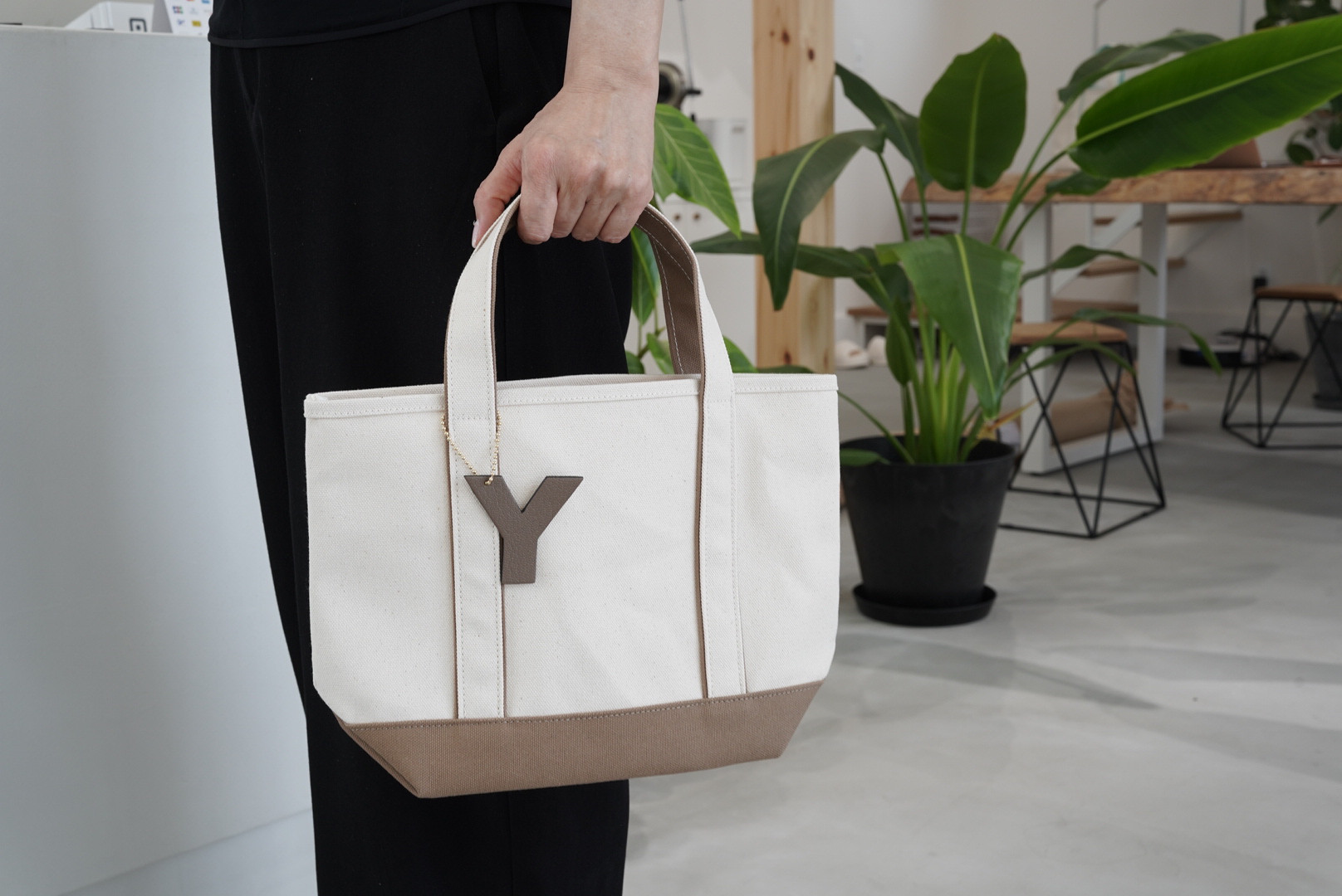 えなこ 直筆サイン入りトートバッグ