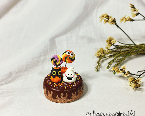 推し活応援♡ ミニチュアスイーツ　クレイケーキ　フェイクスイーツ　ハロウィン 推しかつ応援♡青 ミニチュアスイーツ クレイケーキ フェイク