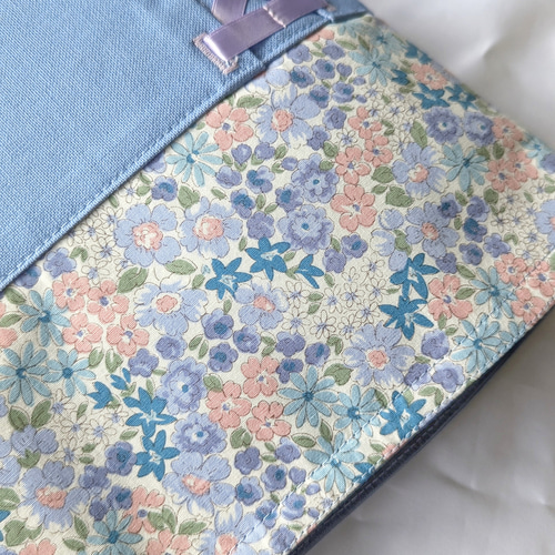 ☆ゴム替え不要☆*女の子*防災頭巾カバー座布団タイプ 〜水色〜 防災