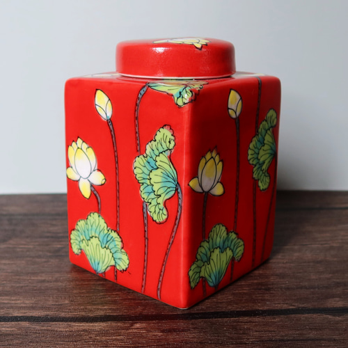 キャニスター レッド バッチャン焼き ベトナム食器 手描き 花柄 蓮柄