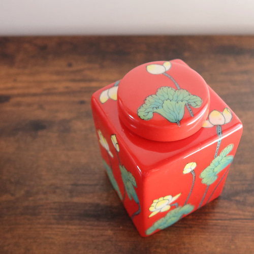 キャニスター レッド バッチャン焼き ベトナム食器 手描き 花柄 蓮柄