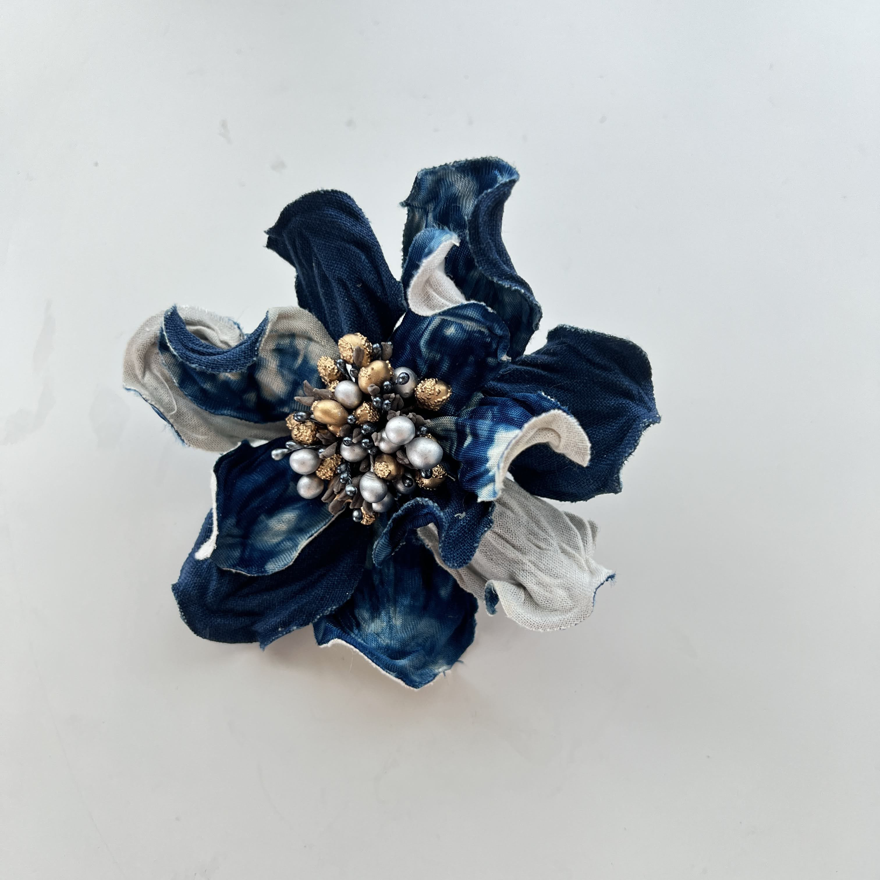 風に咲く花　藍染　87-202