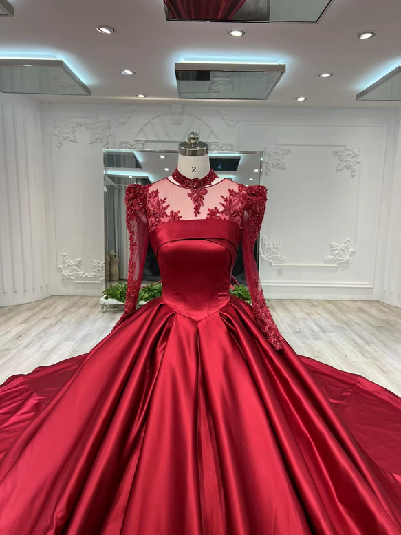 高評価続出！シアーな美しさ ワインレッド/ボルドー色 光沢サテン