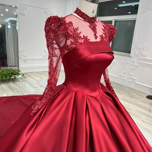 高評価続出！シアーな美しさ ワインレッド/ボルドー色 光沢サテン