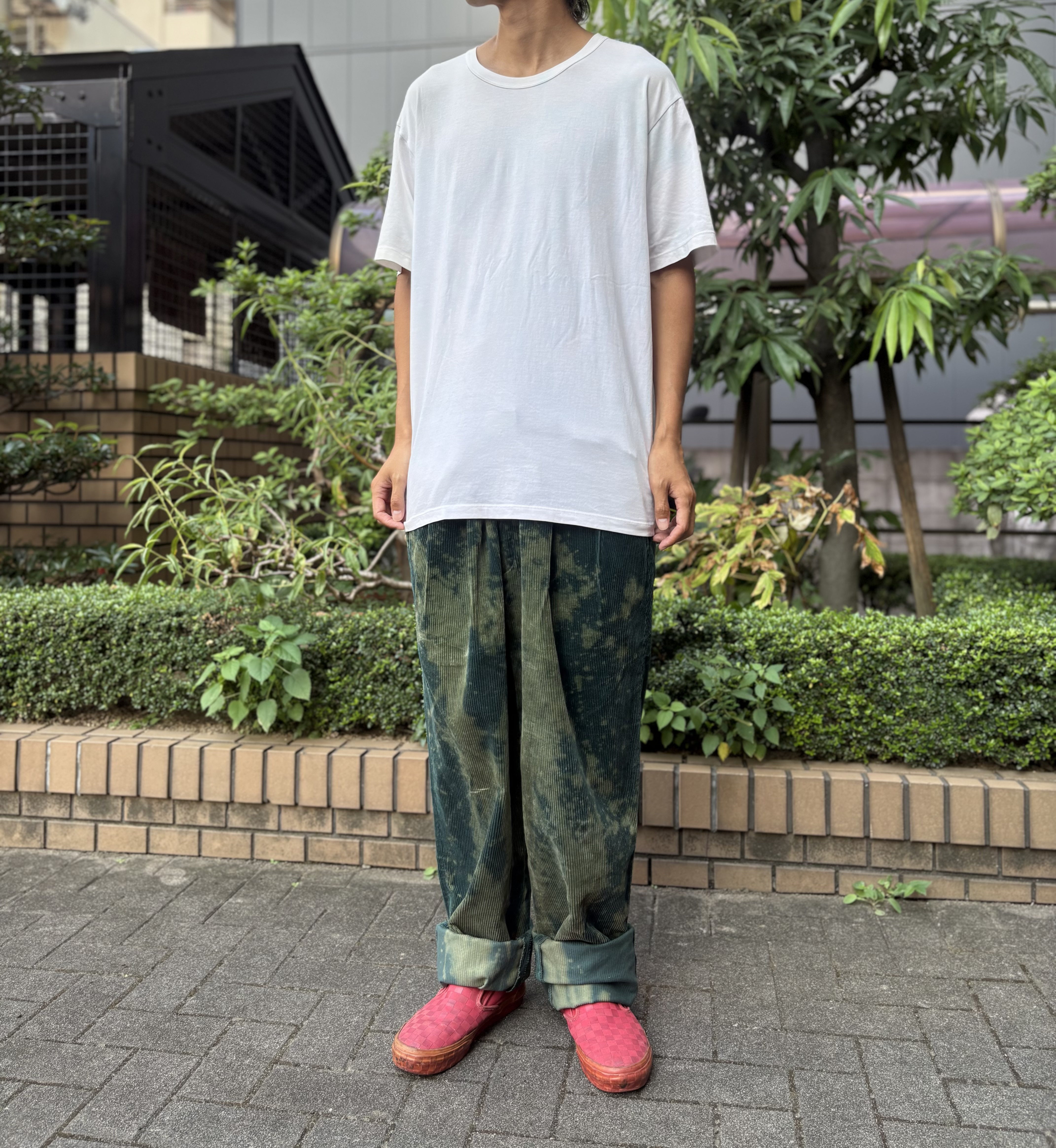 古着　ヴィンテージ　vintage パンツ　コーデュロイパンツ　ブリーチパンツ　エディーバウアー　ビックサイズ　個性派