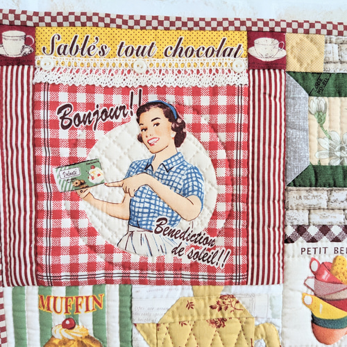 フレンチママン達のお喋りティタイム☆パッチワークキルトタペストリー