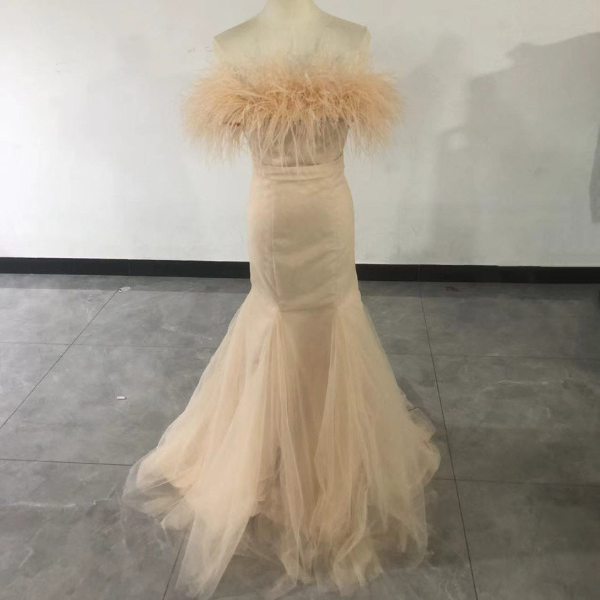 送料無料！人気上昇！カラードレス 羽フェザーマーメイド 玉ピンク パーティー/結婚式/披露宴