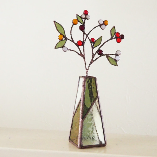 木の実いっぱい♪ステンドグラスの冬の一輪挿し 一輪挿し・花瓶・花器