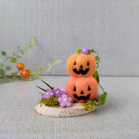 ハロウィン飾りOkg ミニおばけとお菓子 羊毛フェルト ハンドメイド 7a5dafbabe9f4fc5f16e30d3c49170
