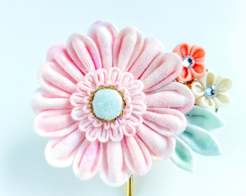 ガーベラのポニーフック コットン 綿 ピンク グリーン つまみ細工 浴衣