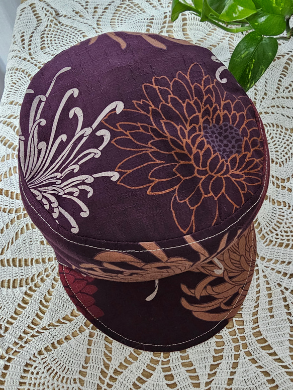 サイクルキャップ 珍しいワーク型『菊柄、小豆色』 キャップ 覚醒