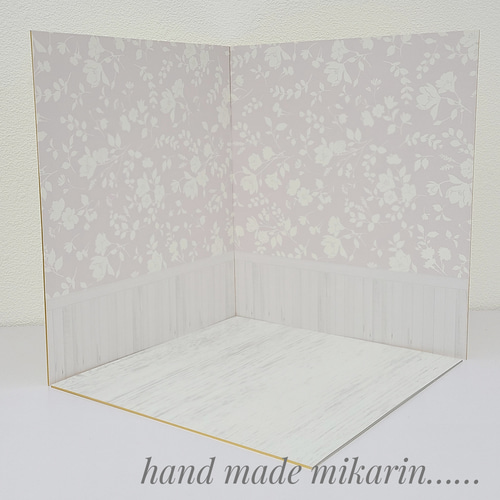 【ご予約品】お花畑の背景ボード（パープル）　ドールハウス　ブライス等撮影用 撮影用背景ボード（グレー花柄×腰壁）【ドールハウス】 その他