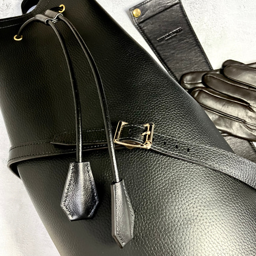 巾着型 ショルダーバッグ ビッグ ワンショルダー 脱着式ストラップ  