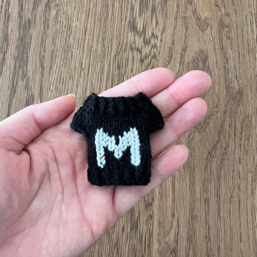 Ｍi様◆あみぐるみ7㎝◆イニシャルキーホルダー キーホルダーアルファベットイニシャル編みぐるみ 誕生日 贈り物