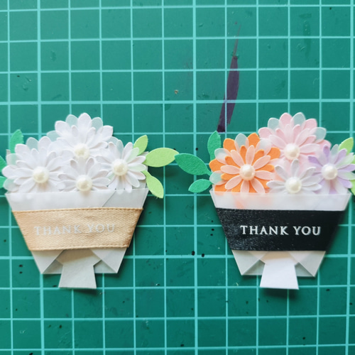 Thank youリボンの花束✾クラフトパンチ ペーパー ブーケ ありがとう