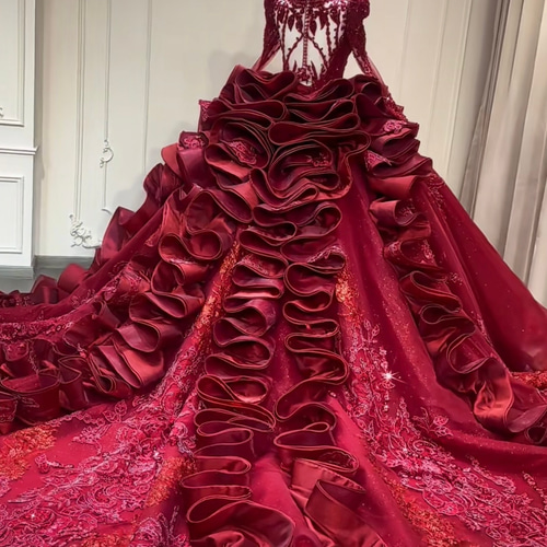 美品！大人気上昇中 ボルドー色 背中見せ 美しさ プリンセスライン