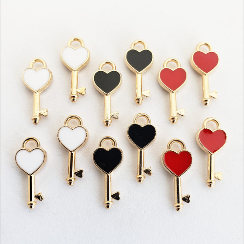 ファミたま ピンク ハート鍵チャーム付き ファミたま ピンク ハート鍵